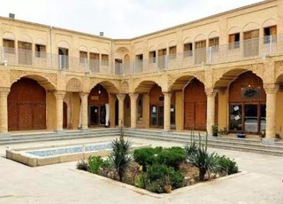 تیمچه صرافیان آباده ، شاهکار معماری قاجار در قلب فارس تیمچه صرافیان آباده ، شاهکار معماری قاجار در قلب فارس